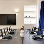 Διαμέρισμα Magnifique - 3 Br-arc De Triomphe *